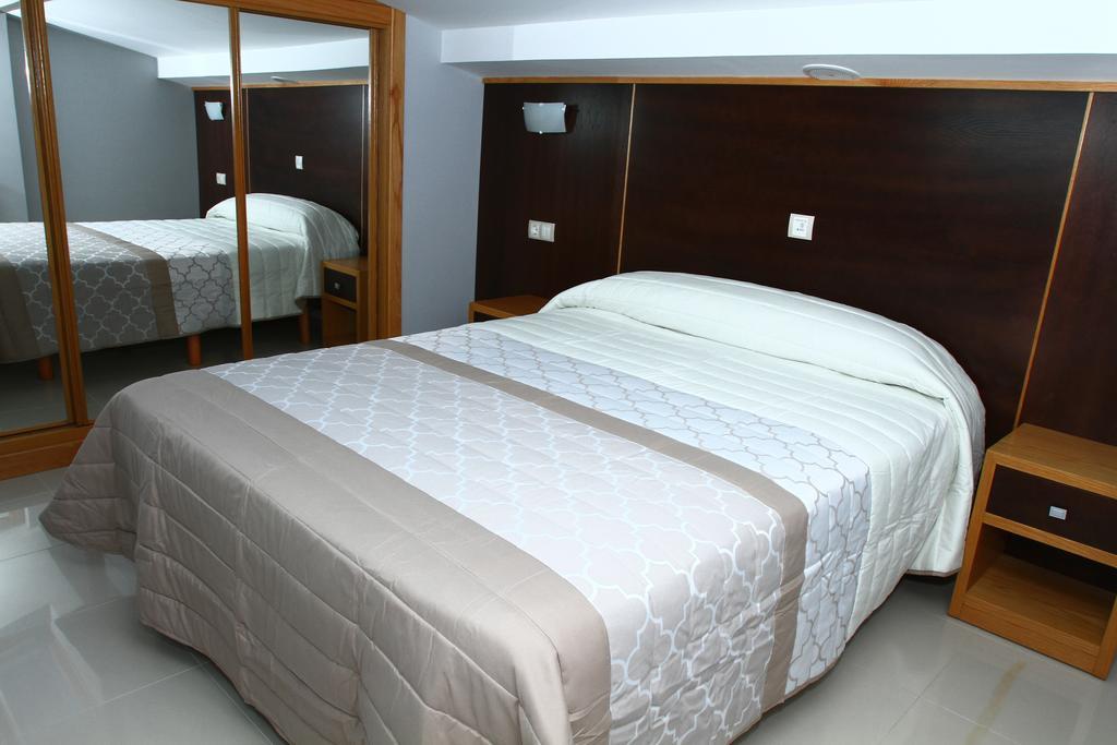 Apartamentos Coral Do Mar III Montalvo Zimmer foto
